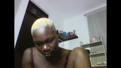 sexqueen02 online show from 03.05.25