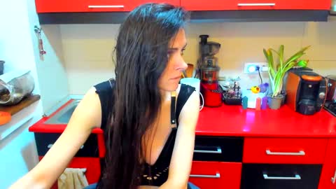 Snapshot of sexqueen1111 chatting on 03.12.25 sexqueen1111 online show from 03.12.25