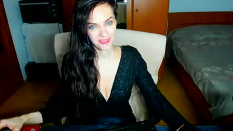 sexqueen1111 online show from 06.15.26