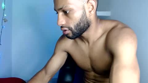 Snapshot of sexseason777 chatting on 03.29.26 STIIV G online show from 03.29.26