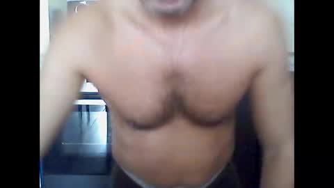 Snapshot of sexualman1900 chatting on 10.01.25 sexualman1900 online show from 10.01.25