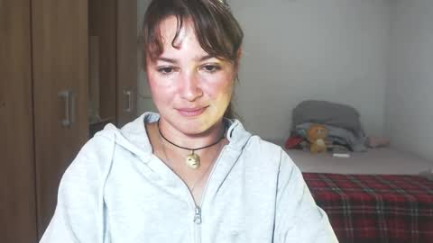 Snapshot of sexwwoman chatting on 12.02.25 CHIARA online show from 12.02.25