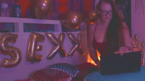 SEXX JUNKIEE online show from 12.16.24