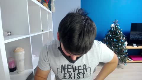 Tommy online show from 01.04.25