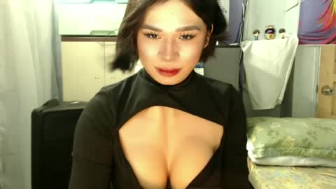 Snapshot of sexxxy_phoenix chatting on 06.21.26 sexxxy_phoenix online show from 06.21.26