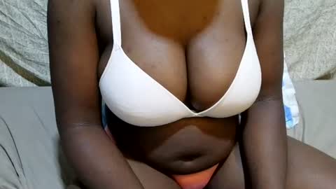 Snapshot of sexxy_maya1 chatting on 06.24.26 sexxy_maya1 online show from 06.24.26