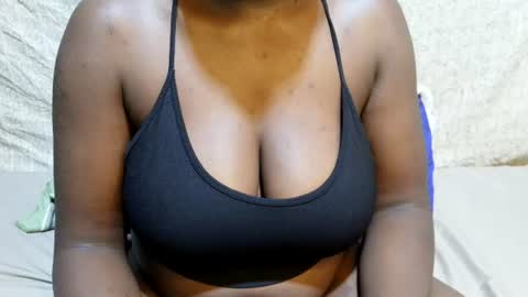 Snapshot of sexxy_maya1 chatting on 06.30.26 sexxy_maya1 online show from 06.30.26