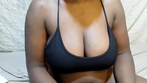 Snapshot of sexxy_maya1 chatting on 07.23.26 sexxy_maya1 online show from 07.23.26