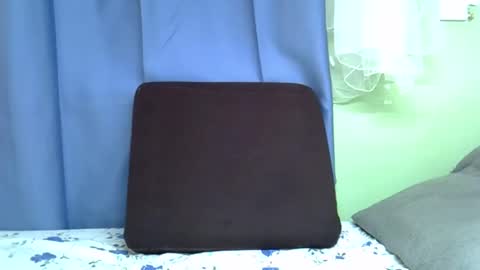 African Queen online show from 05.04.26