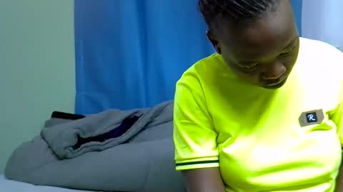 African Queen online show from 05.22.26