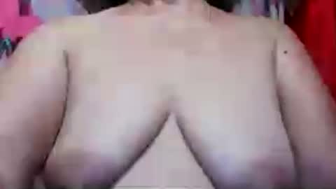 Snapshot of sexxyicee69 chatting on 06.27.26 misslovely j online show from 06.27.26