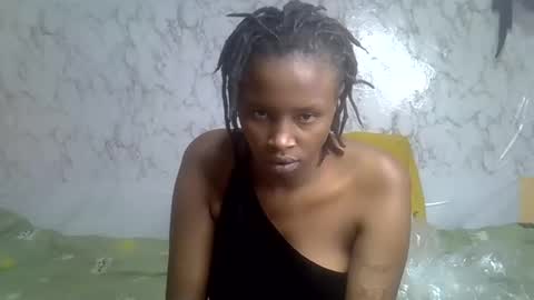 Snapshot of sexxyjey_ chatting on 09.28.25 sexxyjey_ online show from 09.28.25