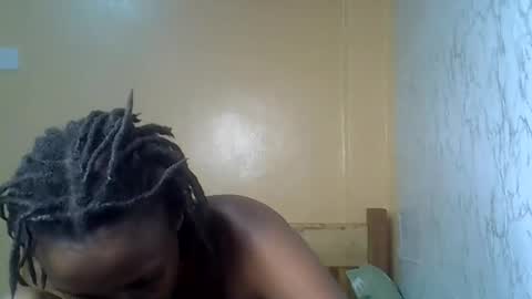 Snapshot of sexxyjey_ chatting on 10.21.25 sexxyjey_ online show from 10.21.25