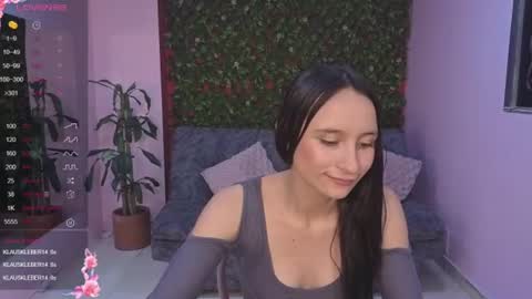 Snapshot of sexy_ailin chatting on 06.27.26 Ailin online show from 06.27.26