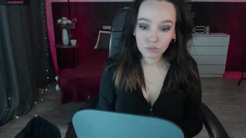 Alexia online show from 10.24.25