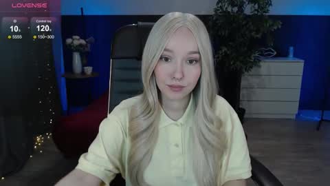 Alexia online show from 10.26.25