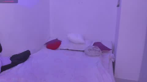 Lucy  Annyy online show from 02.15.25