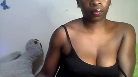 Snapshot of sexy_annbel chatting on 06.26.26 Ann online show from 06.26.26