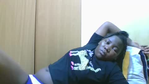 Snapshot of sexy_ariana90 chatting on 01.16.26 Reshia online show from 01.16.26