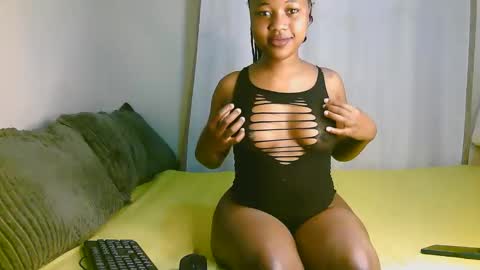 Ariana online show from 10.15.25