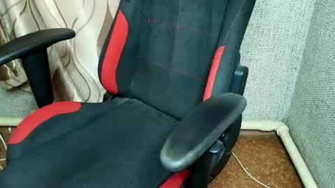 Jessica  Face only in pvt or in snapchat Dont ask more.... online show from 03.17.26