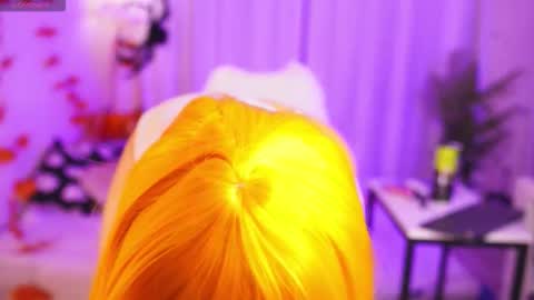 Lina online show from 10.22.25