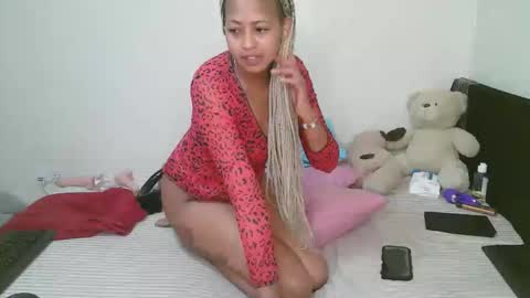 sexy_bluegirl online show from 04.24.26