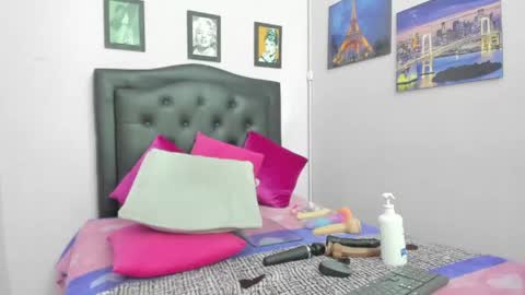 sexy_candy18x online show from 04.25.26