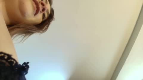Snapshot of sexy_curvi chatting on 12.15.24 karla instagram online show from 12.15.24