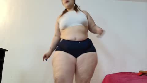 Snapshot of sexy_curvi chatting on 01.26.25 karla instagram online show from 01.26.25