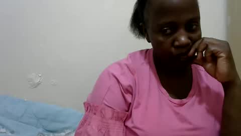 Sweet Dee online show from 06.02.26