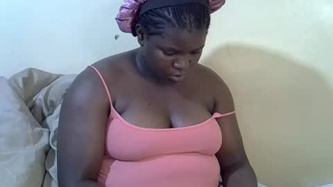 Snapshot of sexy_ebony20 chatting on 02.10.25 ebony online show from 02.10.25