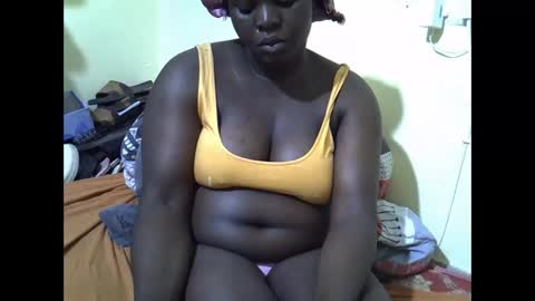 Snapshot of sexy_ebony20 chatting on 10.06.25 ebony online show from 10.06.25
