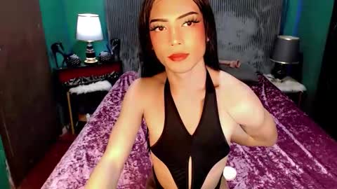 lovelyfebe  online show from 04.23.26