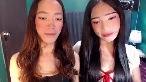 lovelyfebe  online show from 04.27.26