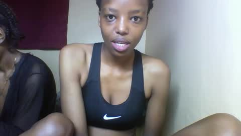 Snapshot of sexy_kaly chatting on 09.14.25 Sexy kaly online show from 09.14.25