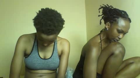 Snapshot of sexy_kaly chatting on 10.05.25 Sexy kaly online show from 10.05.25