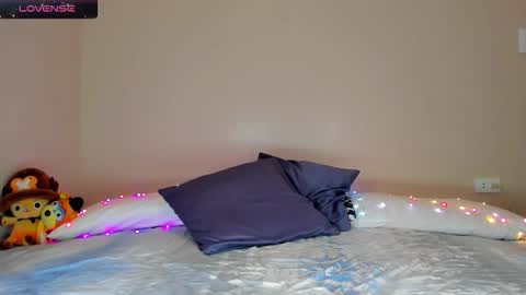 Snapshot of sexy_kimberlyxx chatting on 11.12.25 BABY KIMMY 3 online show from 11.12.25