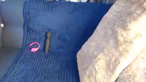 larisa online show from 12.20.24