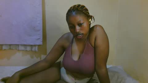 Snapshot of sexy_latasha chatting on 05.16.26 sexy_latasha online show from 05.16.26