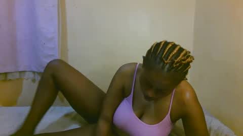 Snapshot of sexy_latasha chatting on 05.24.26 sexy_latasha online show from 05.24.26