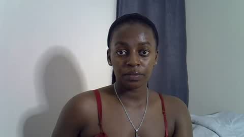 Snapshot of sexy_linda022 chatting on 07.25.26 Linda online show from 07.25.26