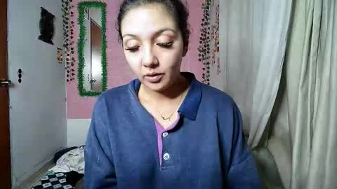 Snapshot of sexy_lolas chatting on 10.03.25 sexy lolas online show from 10.03.25