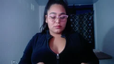 SIRENA LOVE online show from 04.28.26