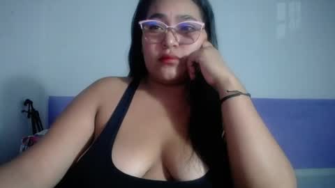 Snapshot of sexy_love_15 chatting on 05.31.26 SIRENA LOVE online show from 05.31.26