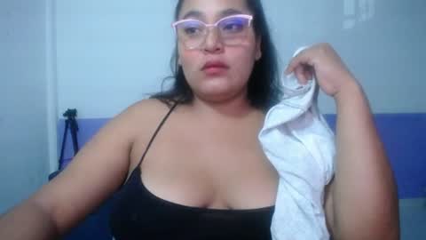 Snapshot of sexy_love_15 chatting on 06.13.26 SIRENA LOVE online show from 06.13.26