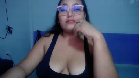 Snapshot of sexy_love_15 chatting on 06.16.26 SIRENA LOVE online show from 06.16.26