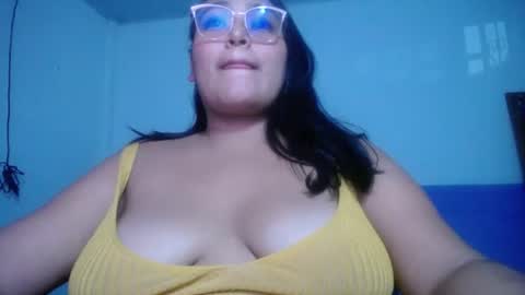 Snapshot of sexy_love_15 chatting on 06.19.26 SIRENA LOVE online show from 06.19.26