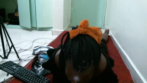 sexy_lunah online show from 02.02.25