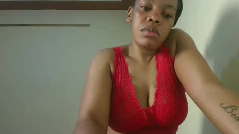 sexy_lyna online show from 12.01.25